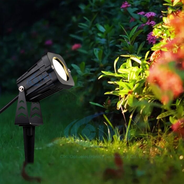 garden spike light